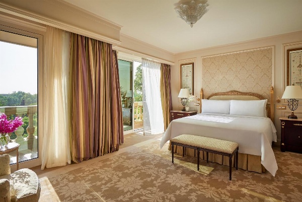 Four Seasons Hotel Cairo At The First Residence image 2
